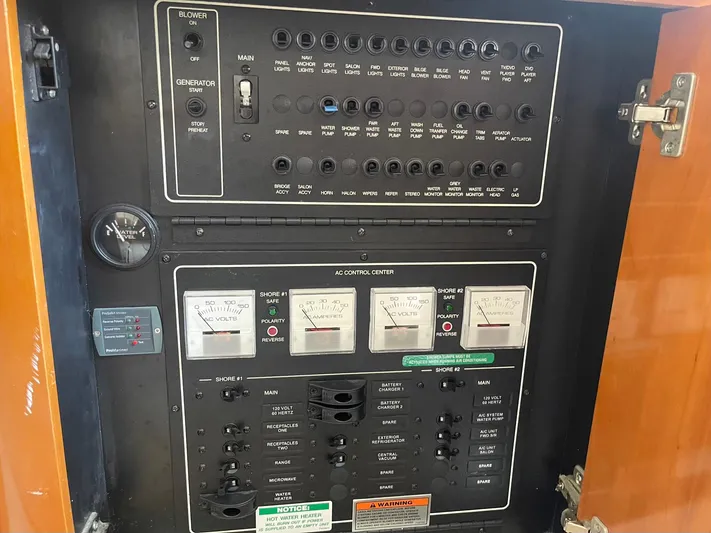 Andiamo Freedom Yacht Photos Pics Electrical control panel of a 2006 Carver 36 Mariner boat.