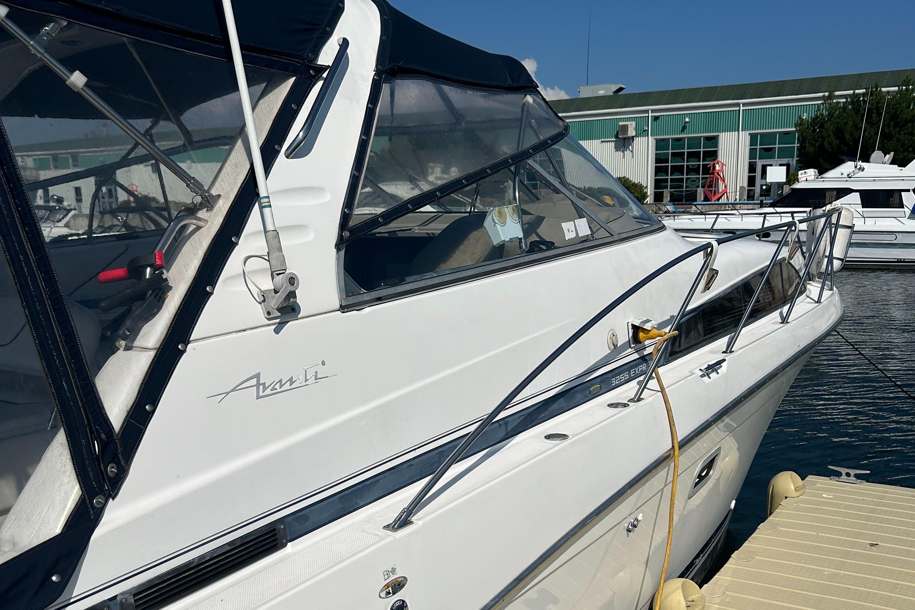 1998 Bayliner 3255 Avanti Cruiser for sale - YachtWorld 1998 Bayliner 3255 Avanti Cruiser for sale - YachtWorld