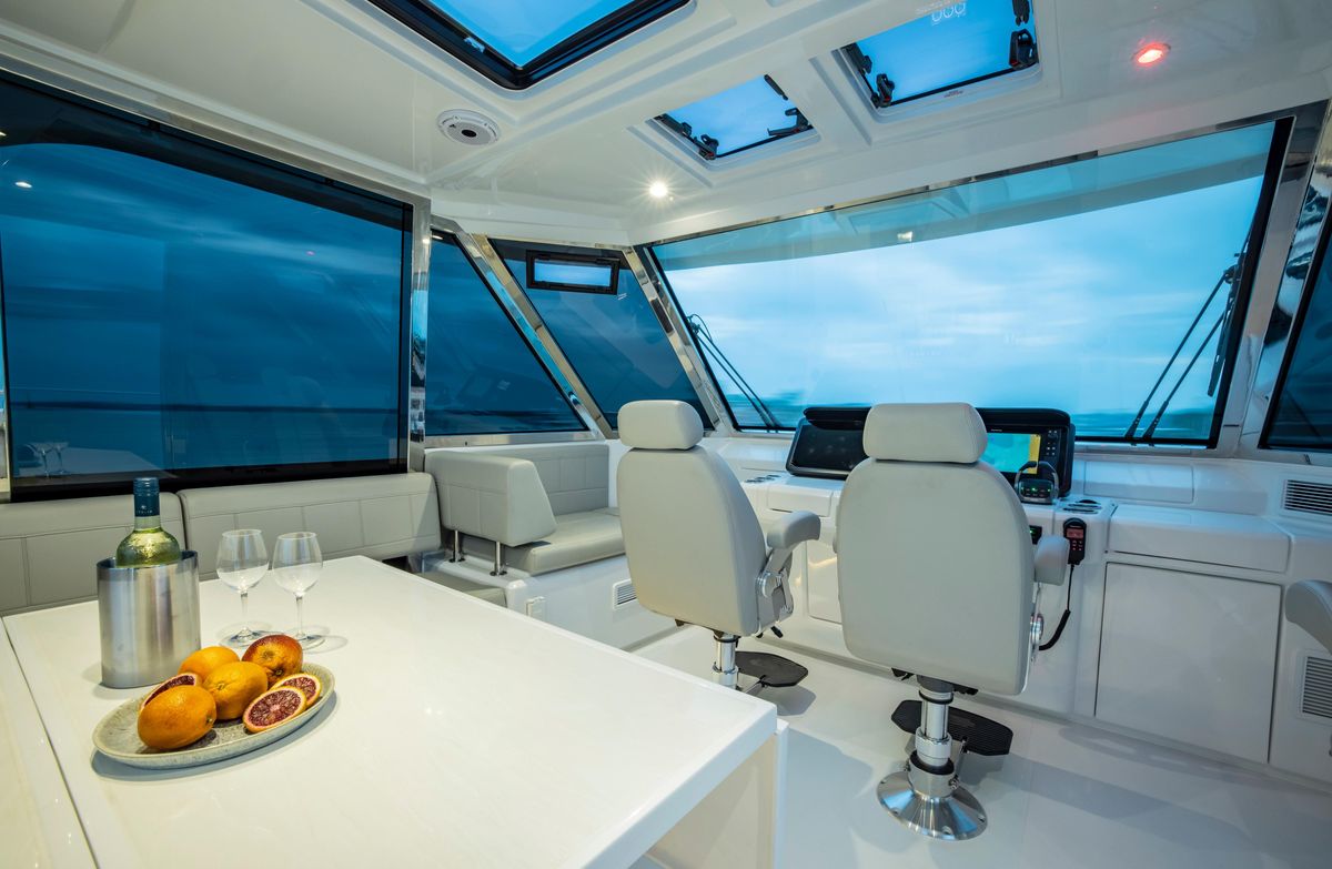 2023 Aquila 54 