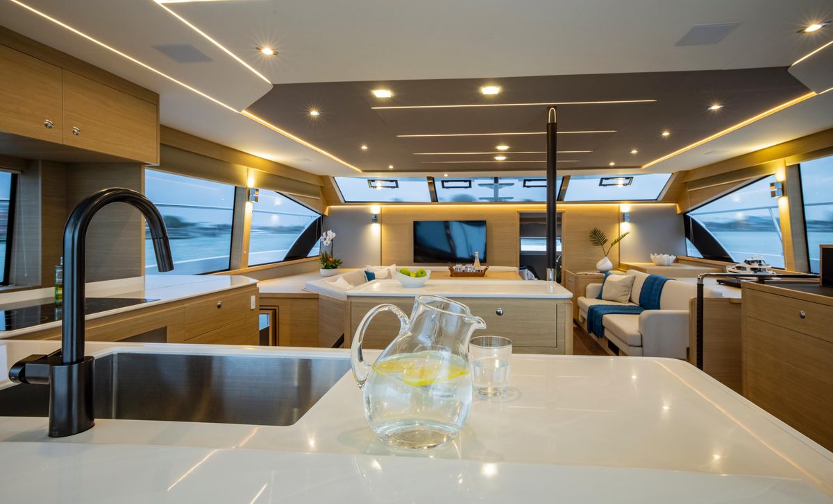 2023 Aquila 54 