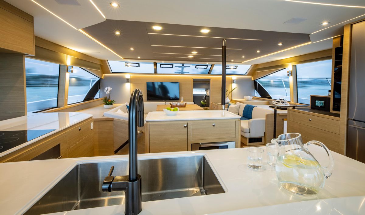 2023 Aquila 54 