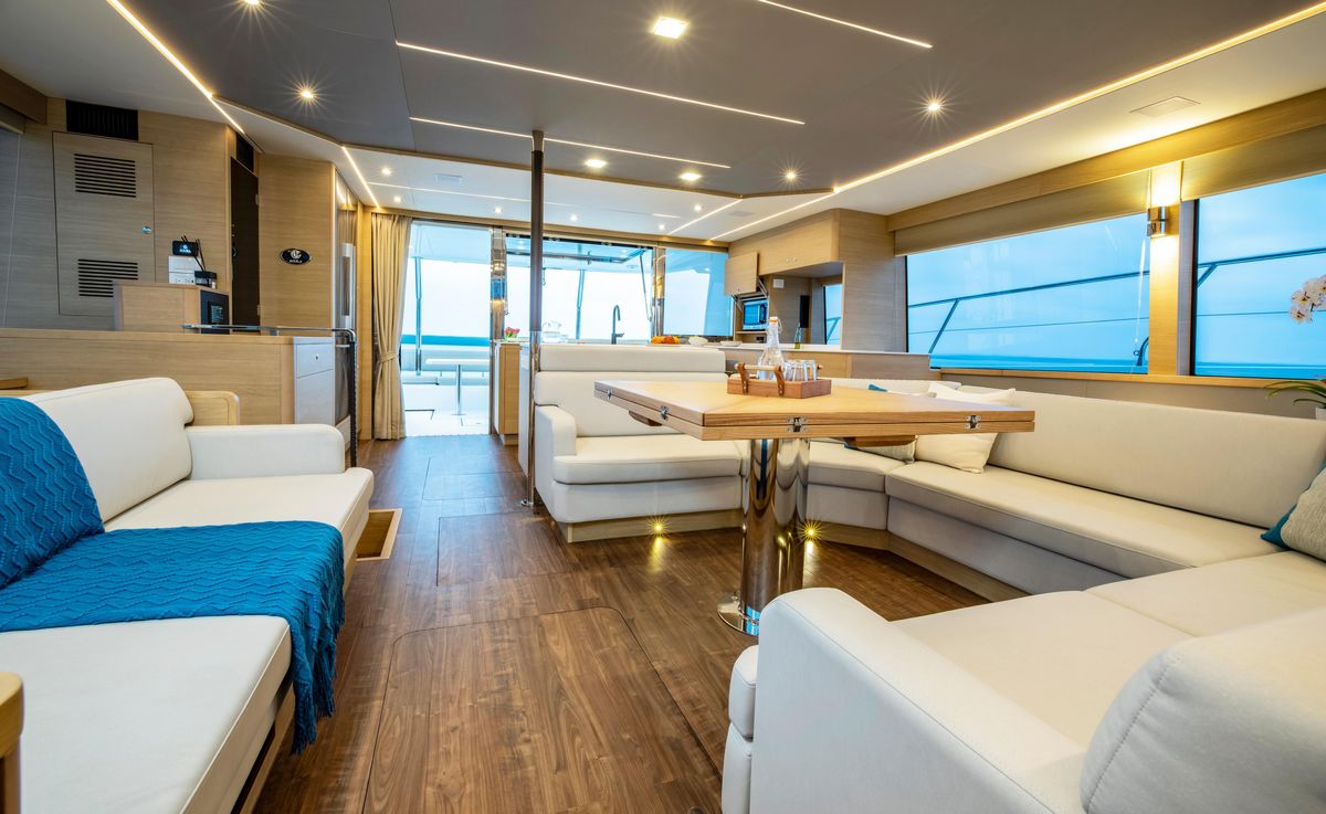 2023 Aquila 54 