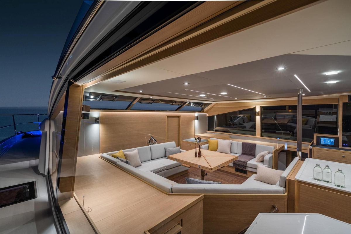 2023 Aquila 54 