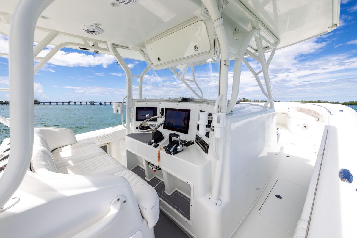 2009 Yellowfin 42 