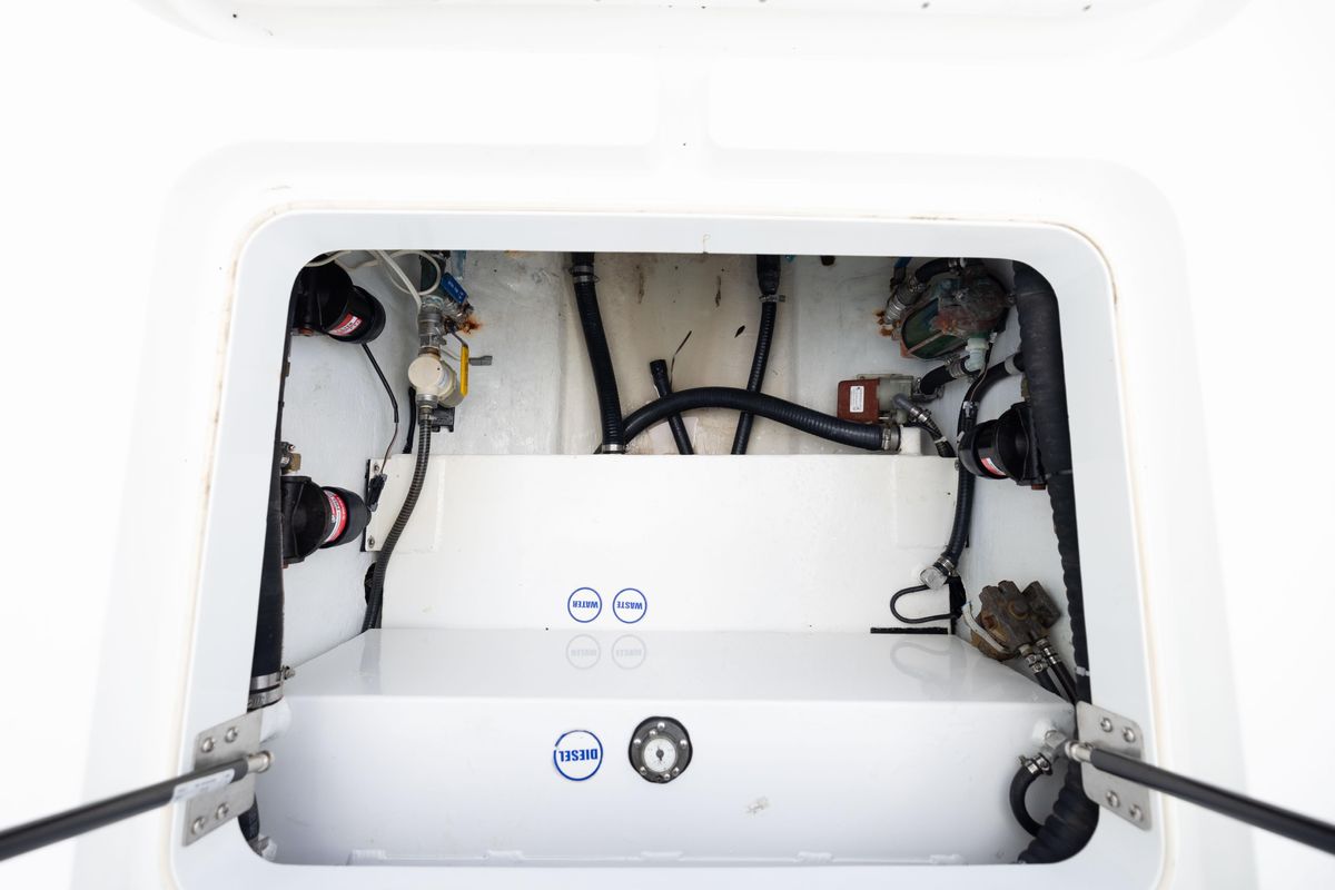 2009 Yellowfin 42 