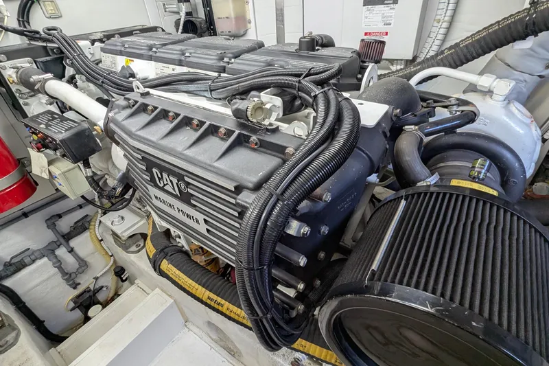 Casa Amigos Yacht Photos Pics Engine room of 2010 Fairline Squadron yacht featuring CAT marine power engine.