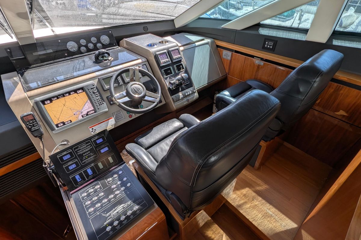 2010 Fairline 55 