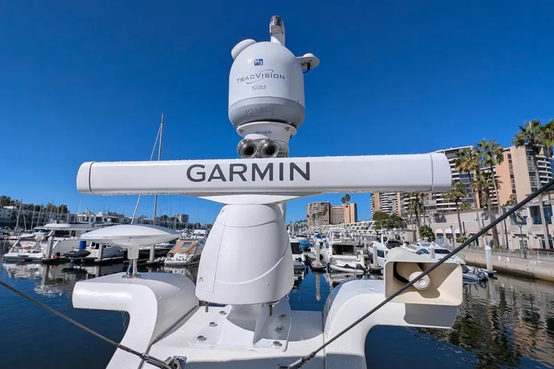 Casa Amigos Yacht Photos Pics Fairline Squadron 2010 yacht with Garmin radar and TracVision, docked in a marina.