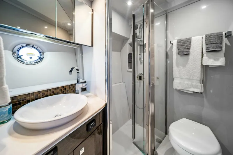 My Everything Yacht Photos Pics 2019 Cruisers Yachts 45 Cantius 'My Everything'