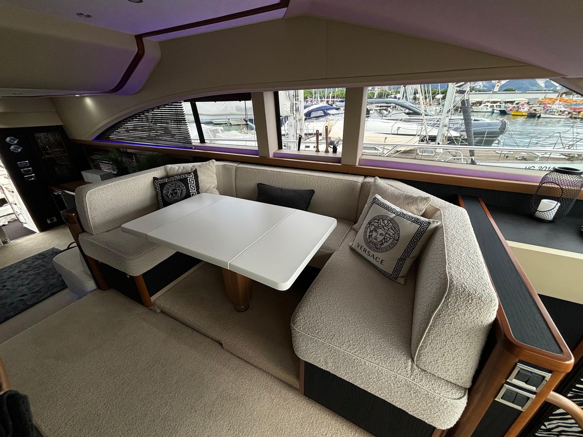 2010 Princess 65 