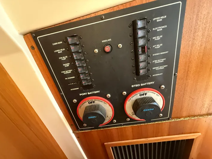 Real Therapy Yacht Photos Pics 