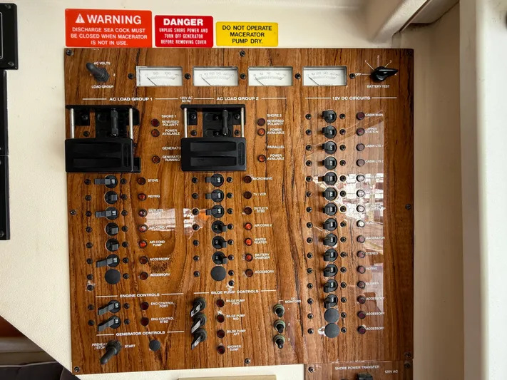 Real Therapy Yacht Photos Pics 