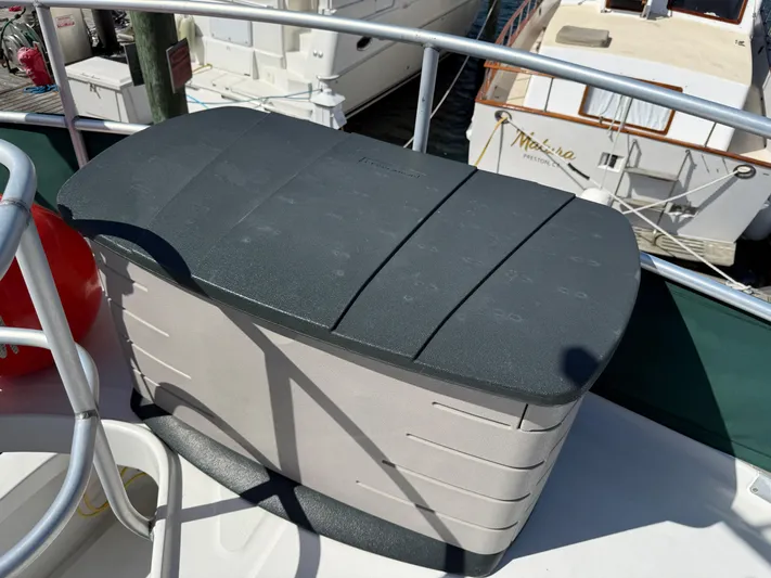 Real Therapy Yacht Photos Pics 