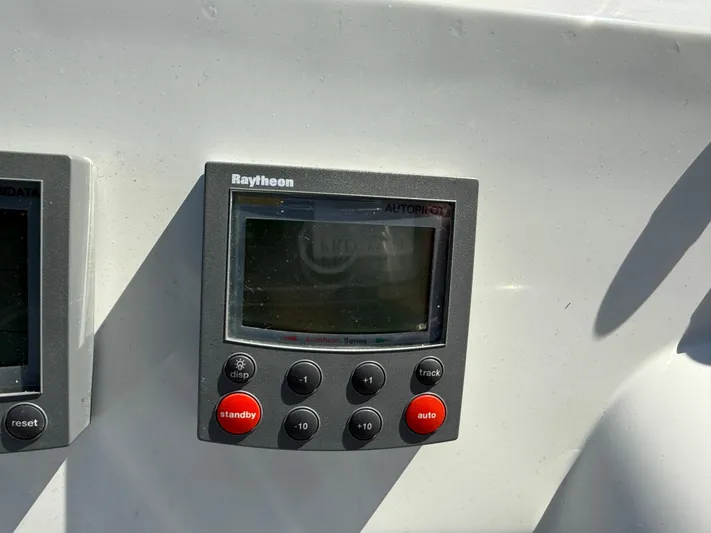 Real Therapy Yacht Photos Pics 