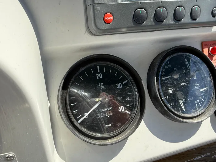 Real Therapy Yacht Photos Pics 