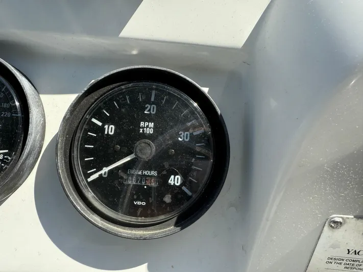 Real Therapy Yacht Photos Pics 