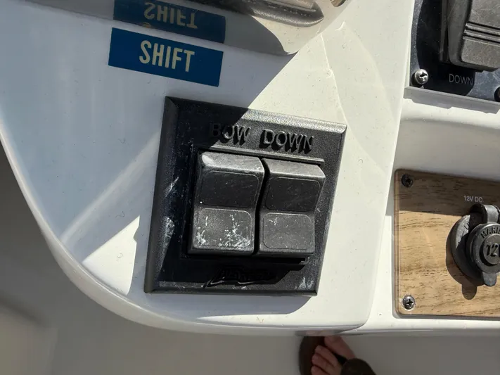 Real Therapy Yacht Photos Pics 