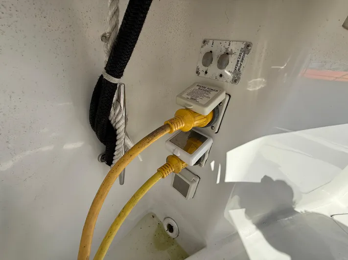 Real Therapy Yacht Photos Pics 