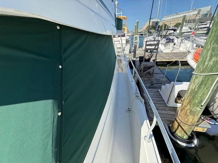 Real Therapy Yacht Photos Pics 