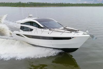 Yacht