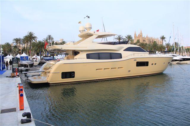 2010 Ferretti Yachts 840 Altura