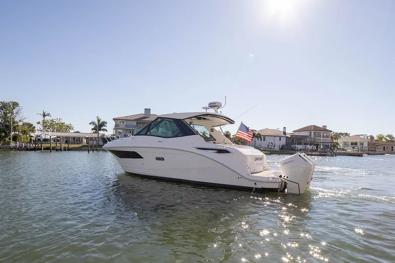 Vive Tu Vida Yacht Photos Pics 