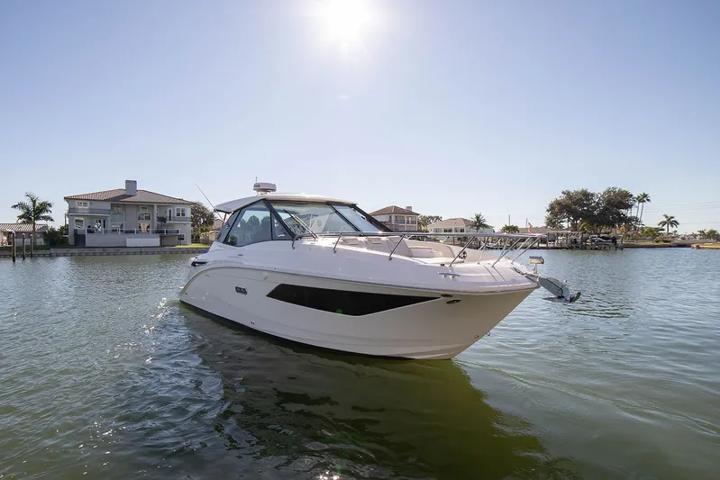 Vive Tu Vida Yacht Photos Pics 