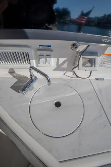 Vive Tu Vida Yacht Photos Pics 