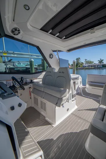 Vive Tu Vida Yacht Photos Pics 