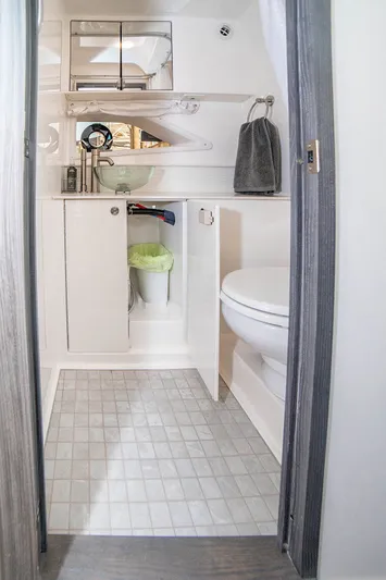 Vive Tu Vida Yacht Photos Pics 