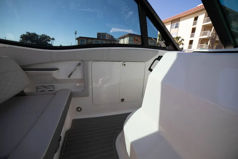 Vive Tu Vida Yacht Photos Pics 