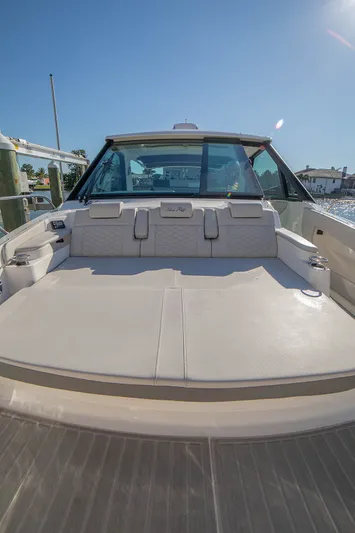 Vive Tu Vida Yacht Photos Pics 