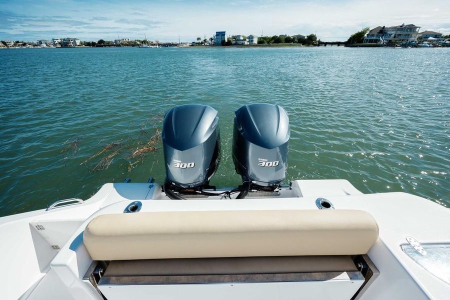 2016 Sportsman 31