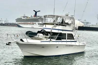 Chris-Craft 382 Commander