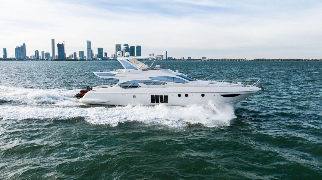 2014 Azimut 64