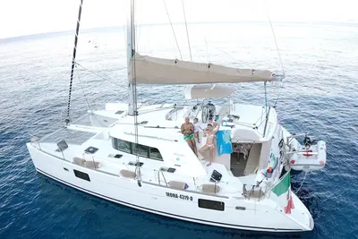 2009 Lagoon 440