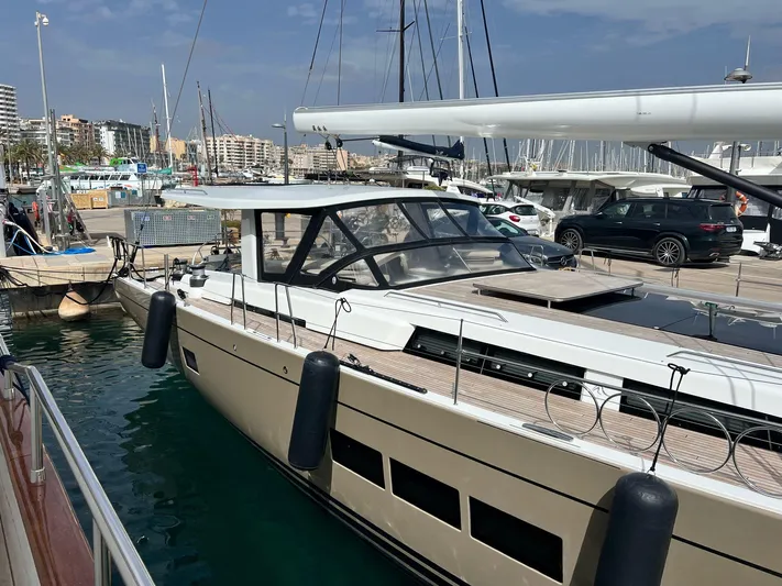 Champion Yacht Photos Pics 