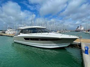 2015 Jeanneau NC 11