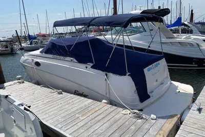 Rinker 250 Fiesta Vee