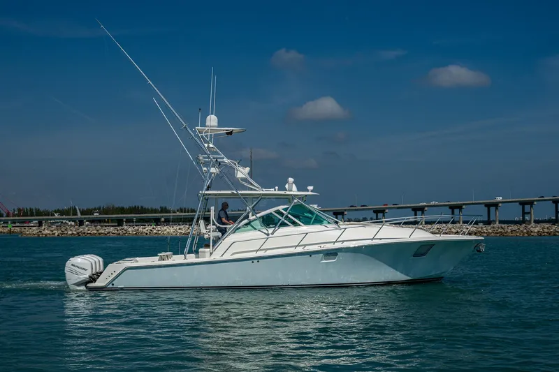 Reel Deal Yacht Photos Pics 