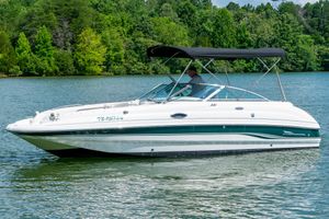 2000 Chaparral 233 Sunesta