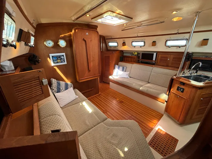 Dawn Treader Yacht Photos Pics 