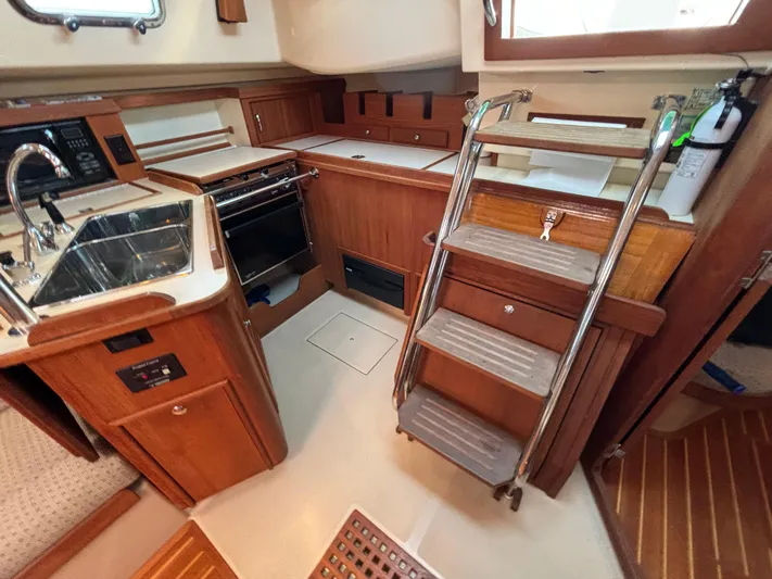 Dawn Treader Yacht Photos Pics 