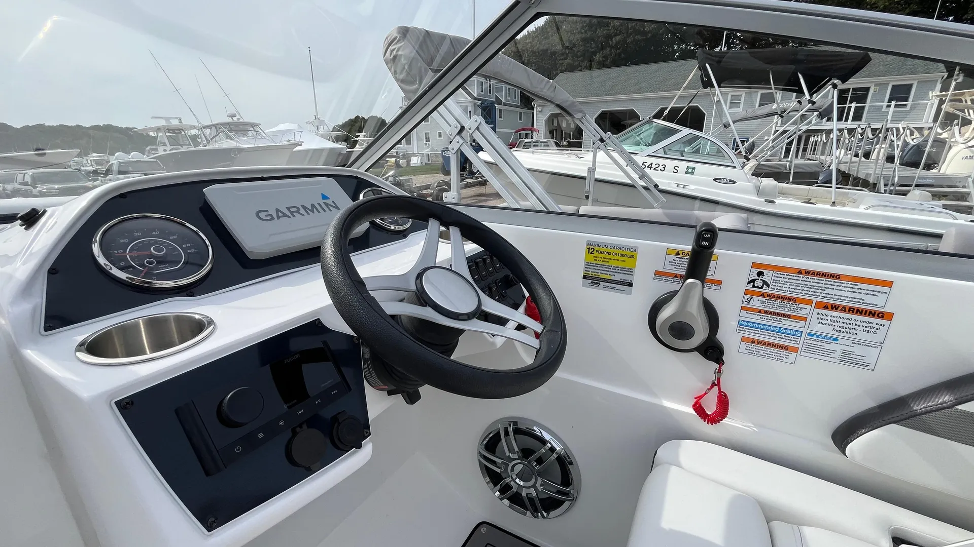 2023 Hurricane SunDeck 235 OB Photo