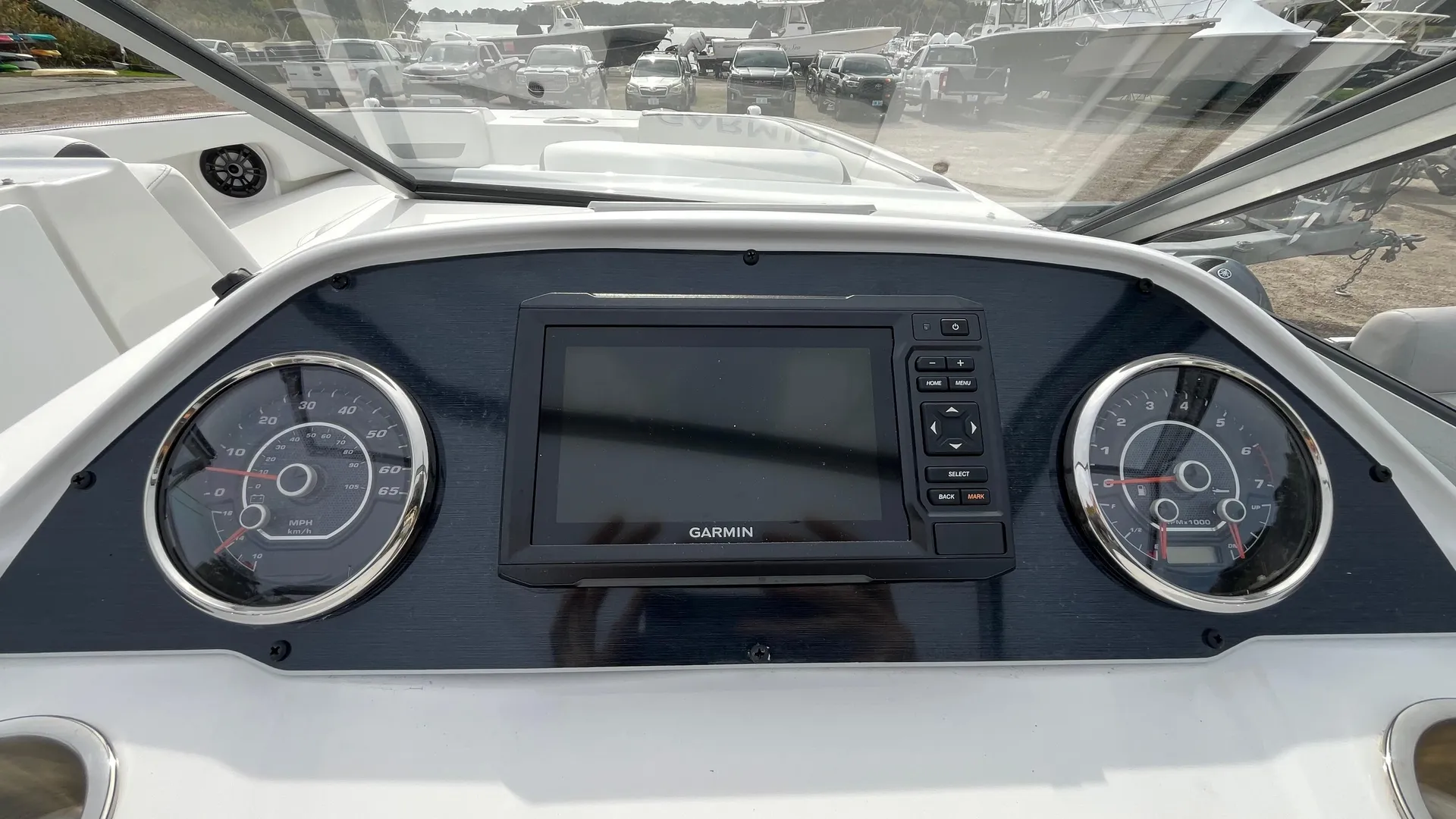 2023 Hurricane SunDeck 235 OB Photo