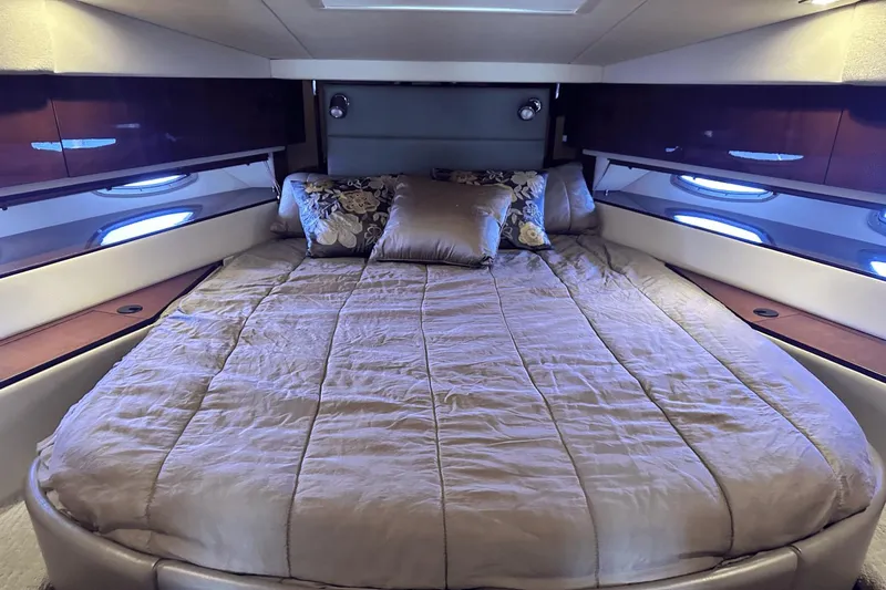 Bitos Yacht Photos Pics 