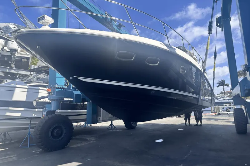 Bitos Yacht Photos Pics 