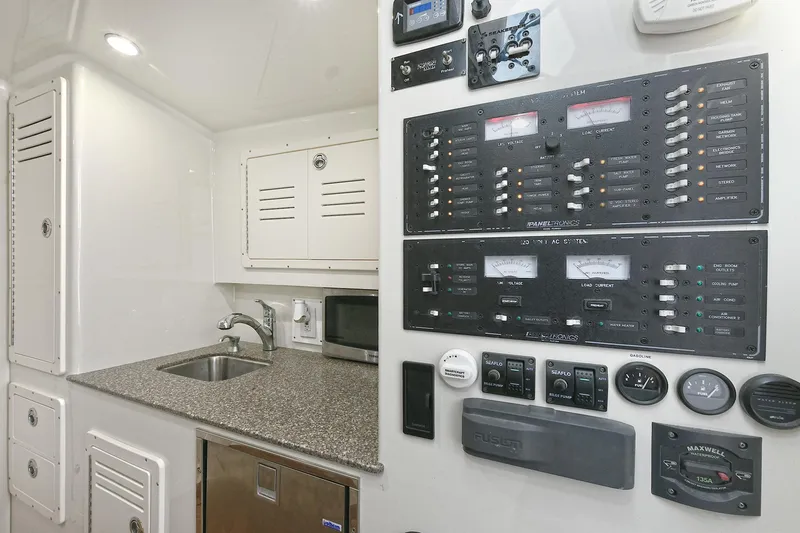 Rufin It Yacht Photos Pics 