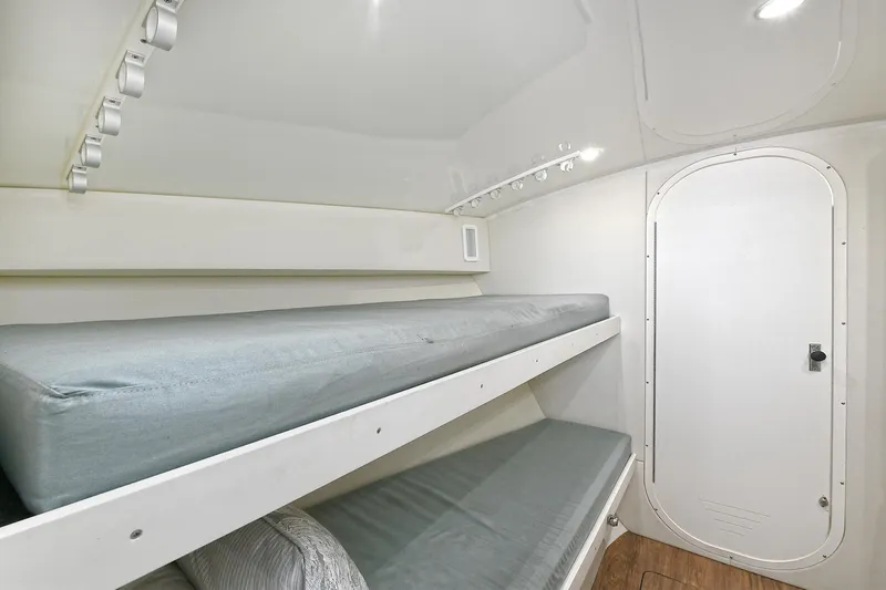 Rufin It Yacht Photos Pics 