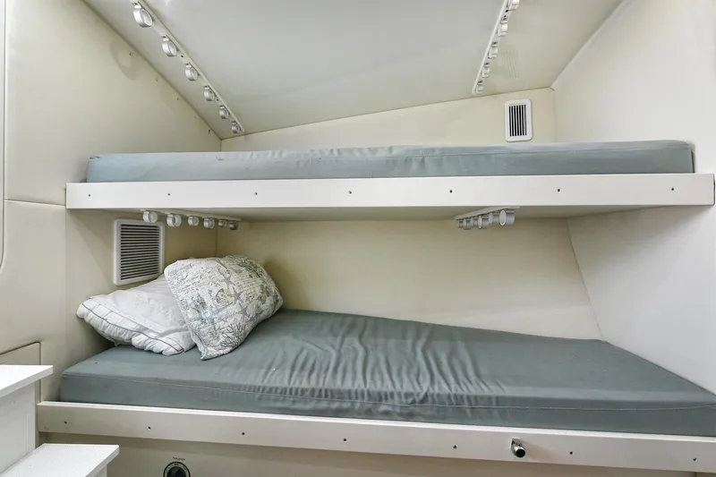 Rufin It Yacht Photos Pics 